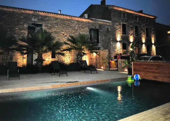 Bel Avec Piscine Chauffée Pezens