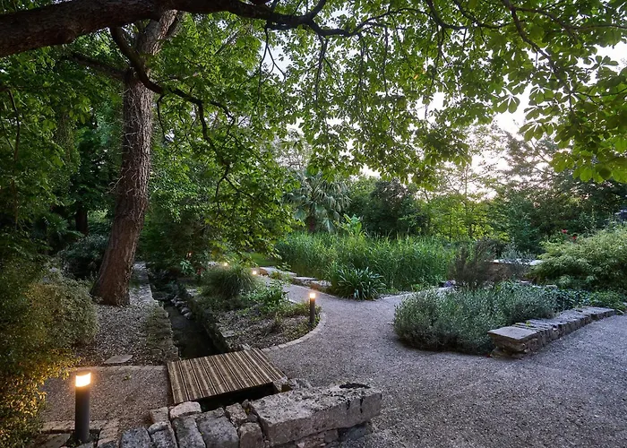 Bel Avec Piscine Chauffée *