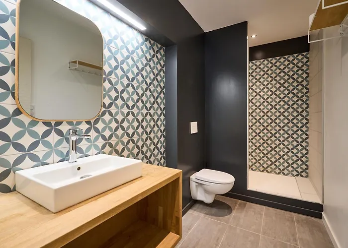Appartement Bel Avec Piscine Chauffée Pezens